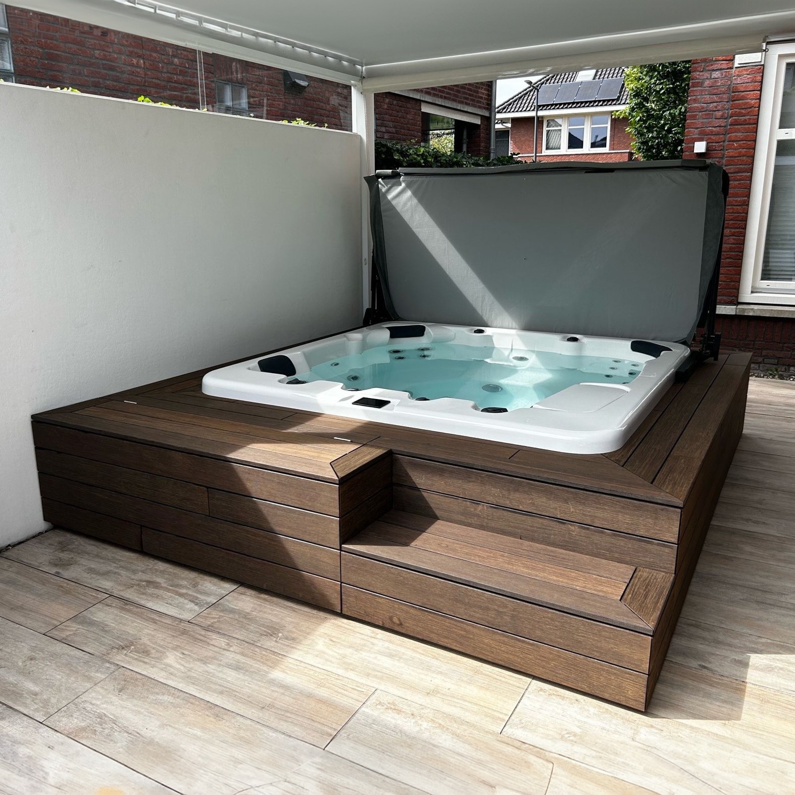 Moso Bamboo rondom een jacuzzi