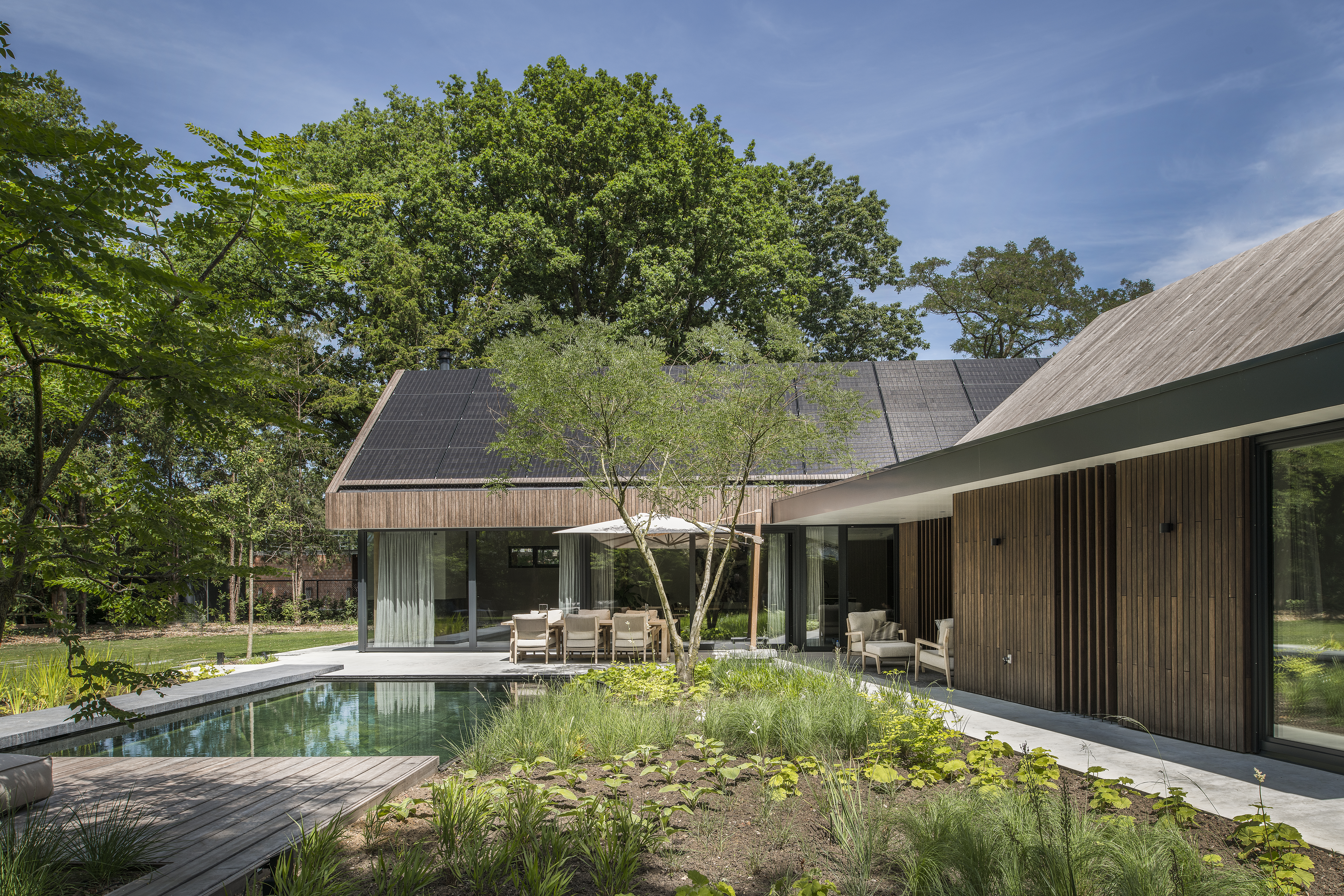 Villa met Moso Bamboo gevelbekleding